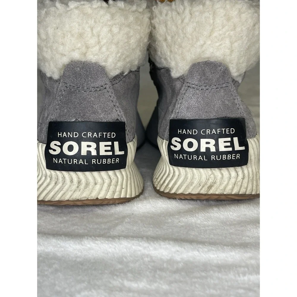 Sorel Women's Size 5 Out N About III Conquest Waterproof Boots Quarry/Fawn Suede